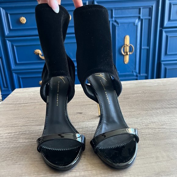 Brand New Never Worn Giuseppe Zanotti Lightning Bolt Heels - Picture 5 of 9